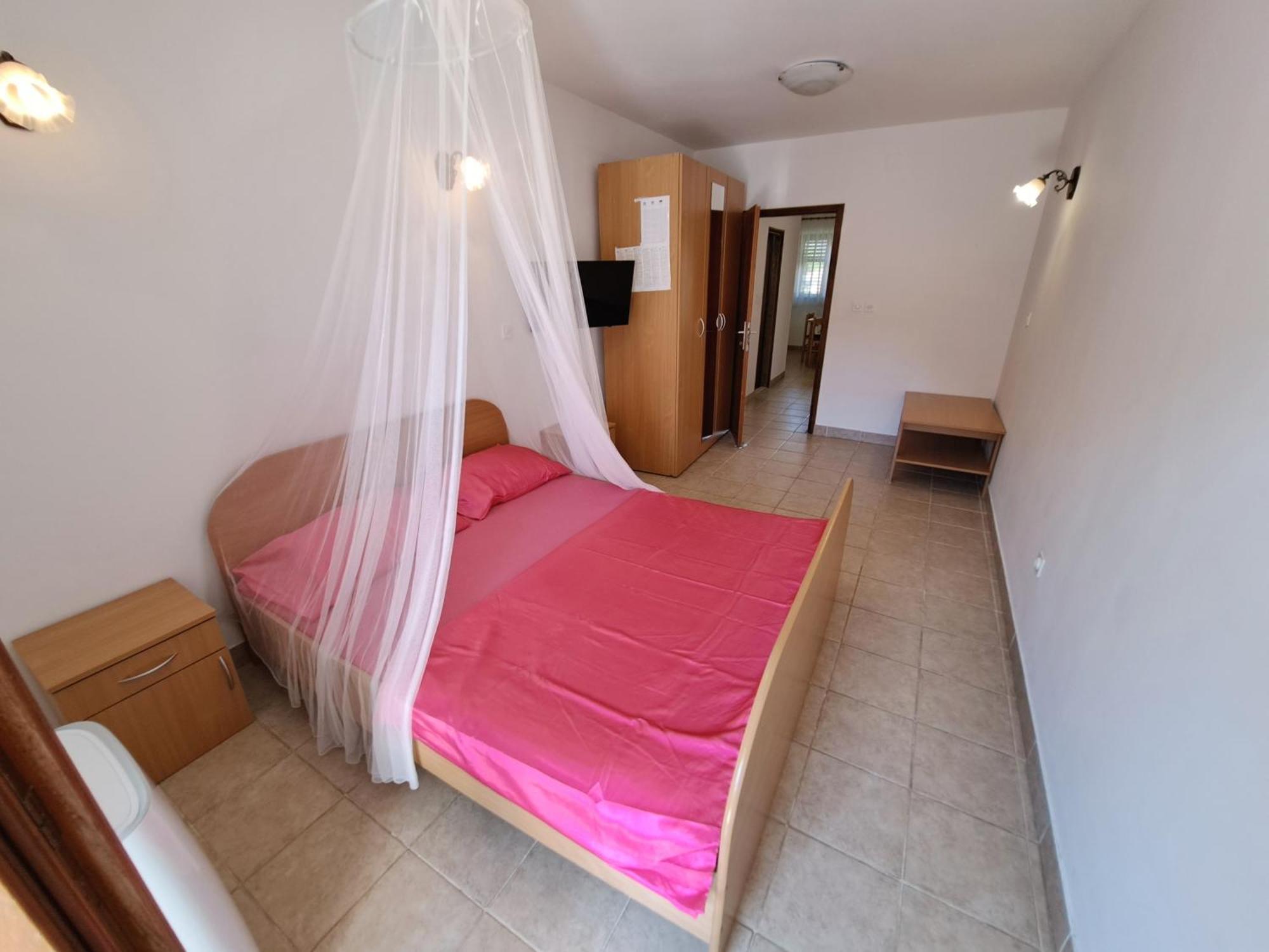 Apartments 1000 Flowers Stari Grad  Room photo